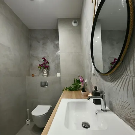 Room, Prymasa 1000-lecia Apartament