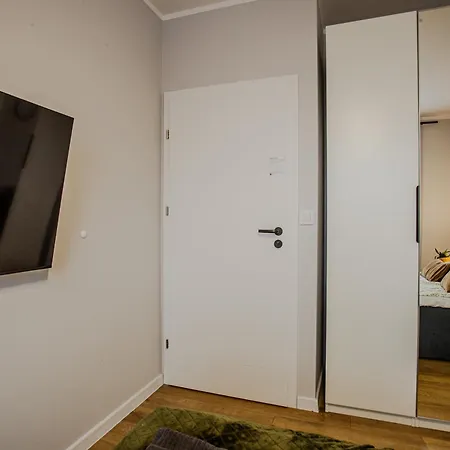 Lejlighed Room, Prymasa 1000-lecia Rzeszów