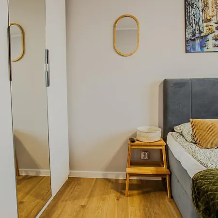 Room, Prymasa 1000-lecia Lejlighed *